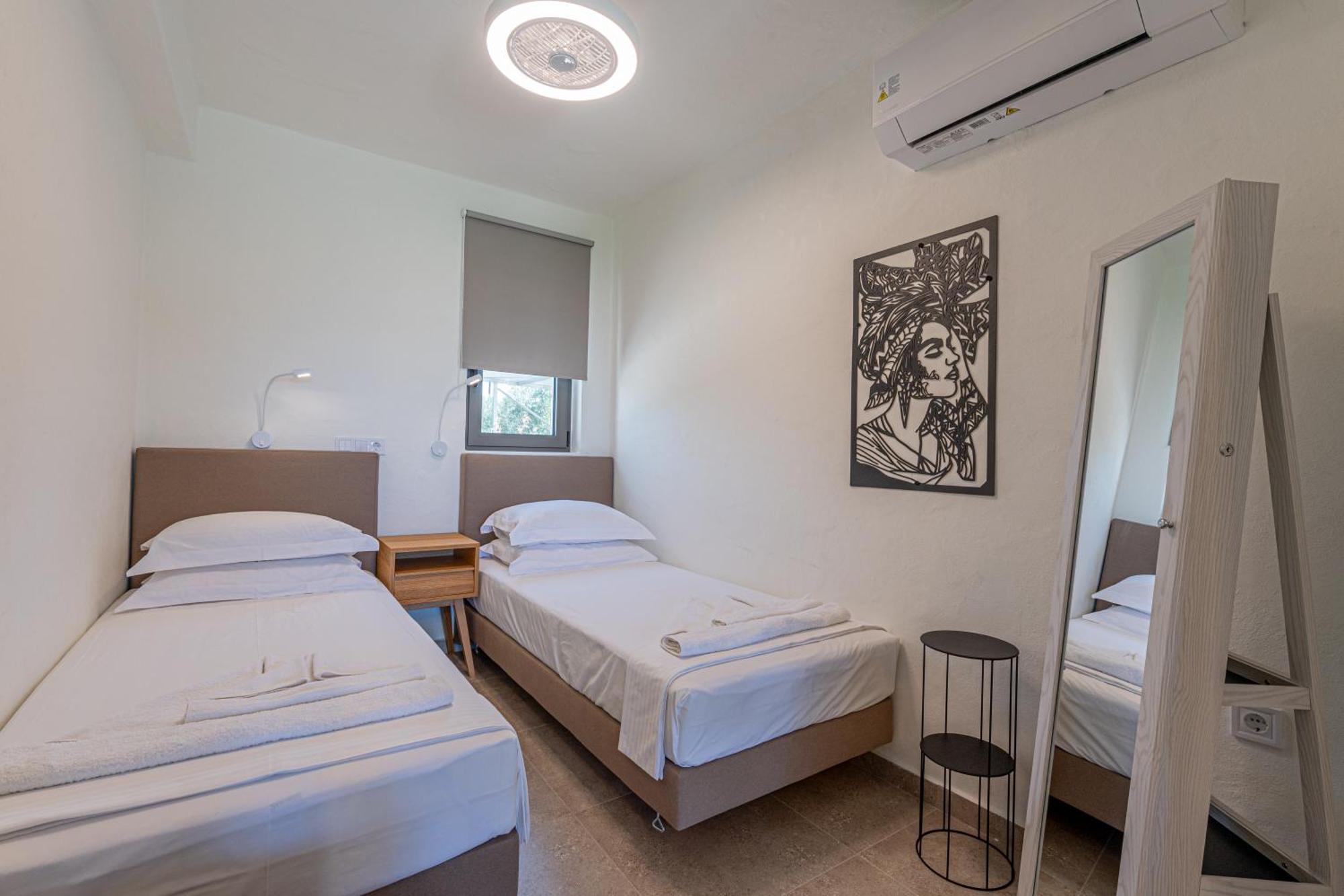Irissa Suites Paralia Irion Esterno foto