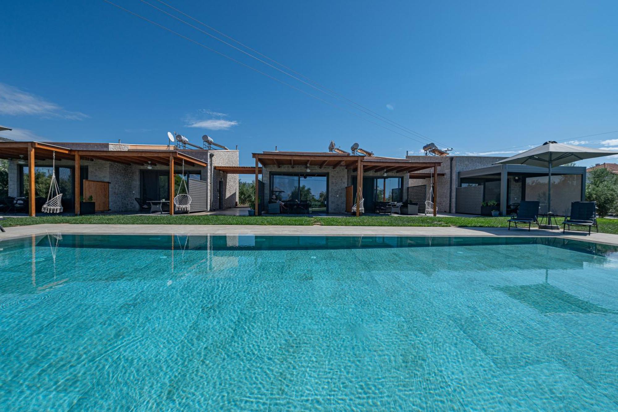 Irissa Suites Paralia Irion Esterno foto